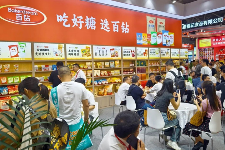 安琪展位人流如织展现品牌实力