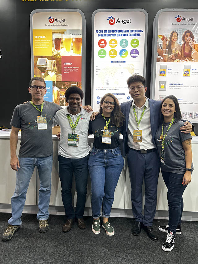 展会活动11(2web).jpg 展会活动11(2web).jpg