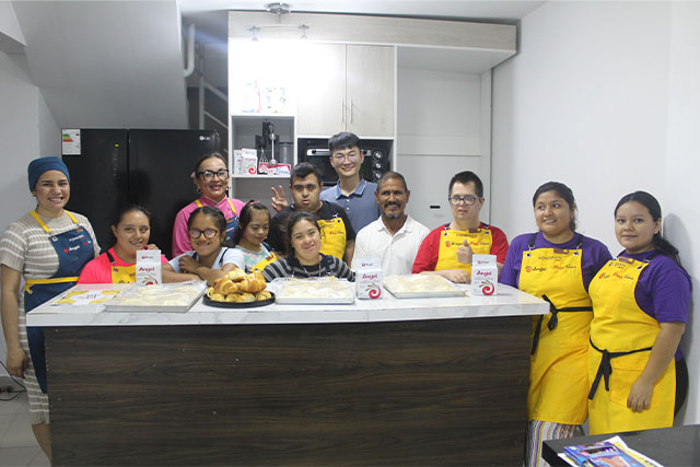 Angel Yeast Joins Hands with Its Peruvian Distributor to Support the “FONDOWN” Public Welfare Event