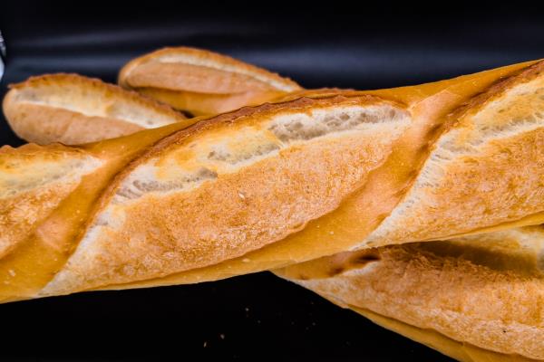 Application of 2 in 1 low sugar yeast in low sugar（sugar free）bread