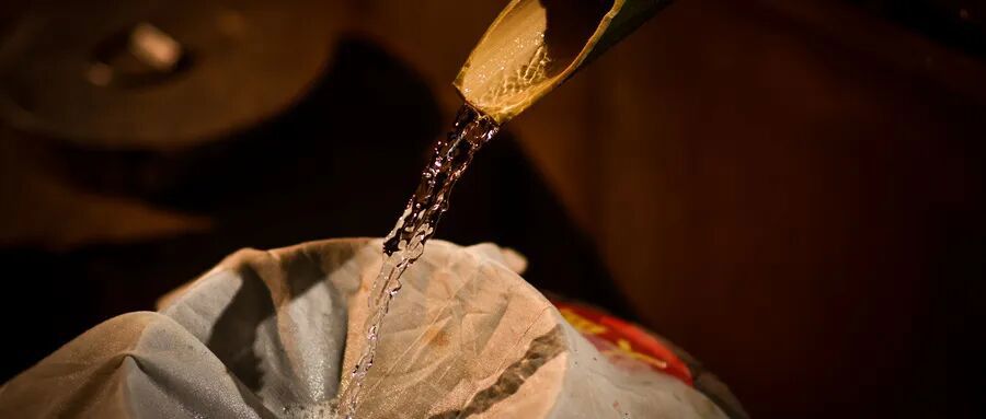 混合使用酿酒曲